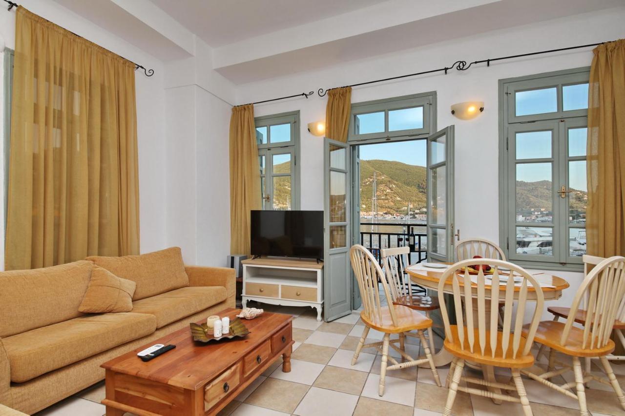 Faros Coastal Apartments Skopelos Town Exterior photo