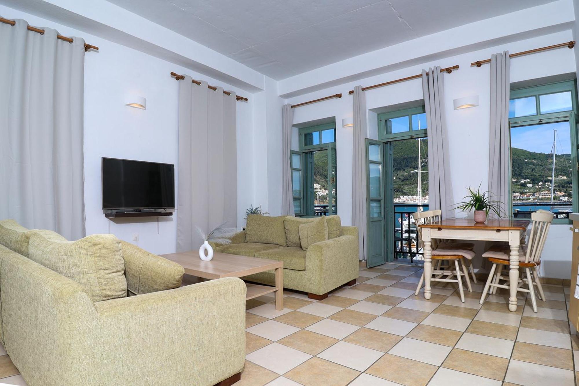 Faros Coastal Apartments Skopelos Town Exterior photo